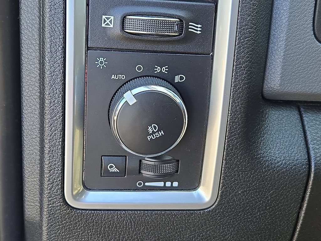 Used 2020 RAM 1500 Classic Warlock w/ Electronics Group AWD/4WD image 24