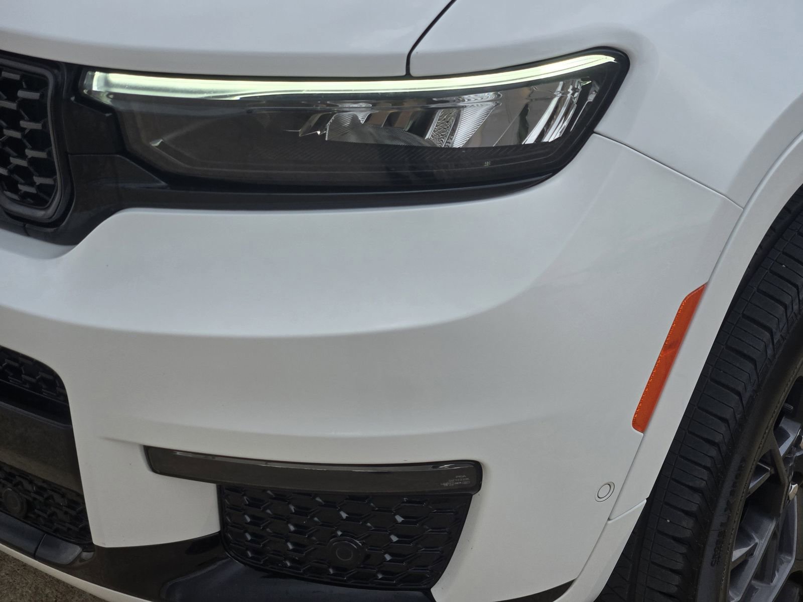 Used 2024 Jeep Grand Cherokee L Summit w/ High Altitude Package image 9