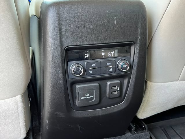 Used 2022 Buick Enclave Avenir w/ Avenir Technology Package AWD/4WD image 38