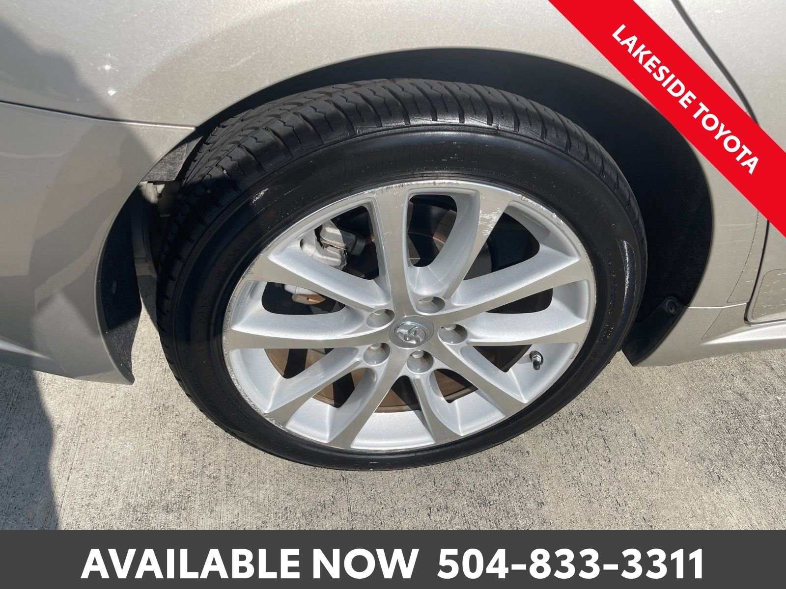 Used 2015 Toyota Avalon Limited w/ Technology Package image 13