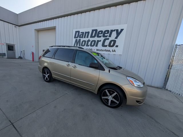 Used 2004 Toyota Sienna CE image 29