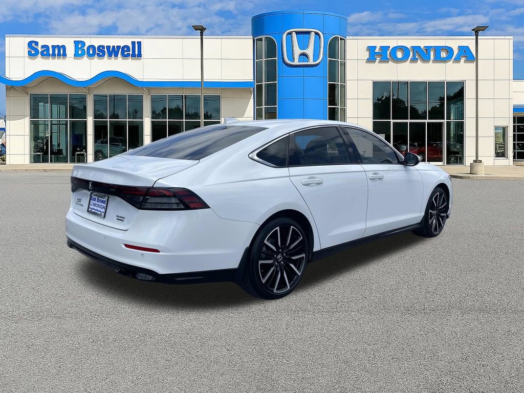 Used 2025 Honda Accord Touring image 4