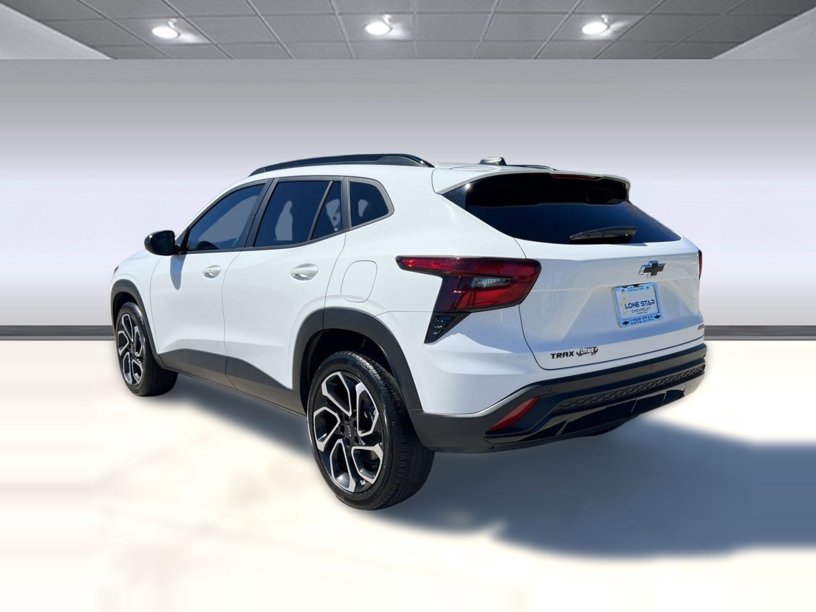 Certified 2025 Chevrolet Trax RS w/ Driver Confidence Package FWD image 3
