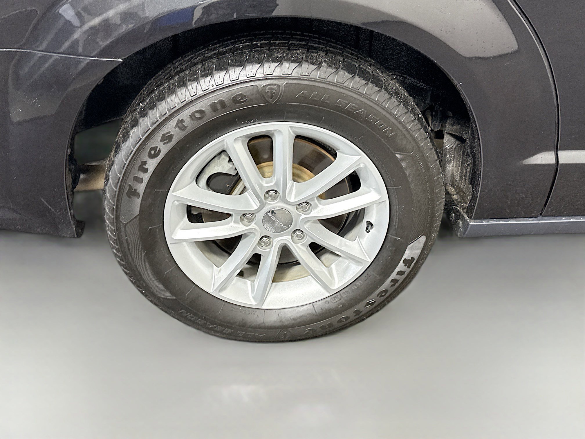 Used 2020 Dodge Grand Caravan SXT image 30