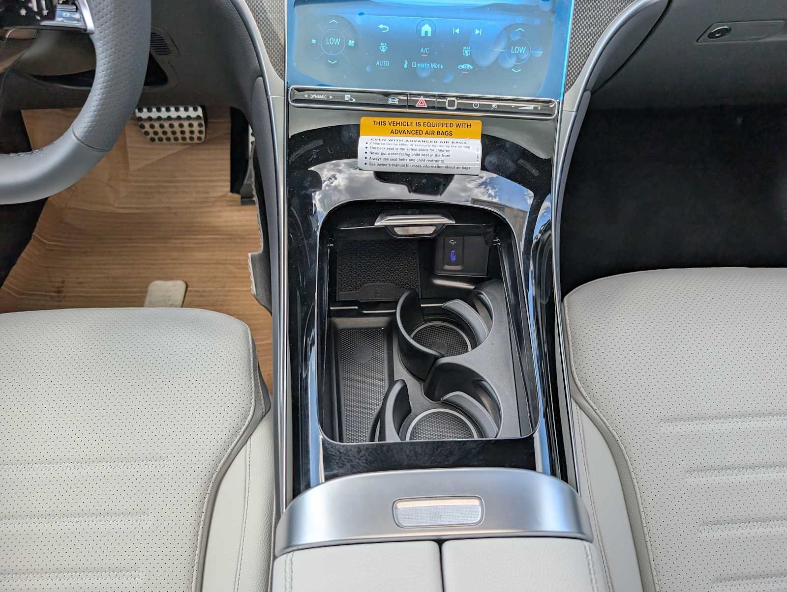 New 2027 Mercedes-Benz GLC 300 4MATIC image 11