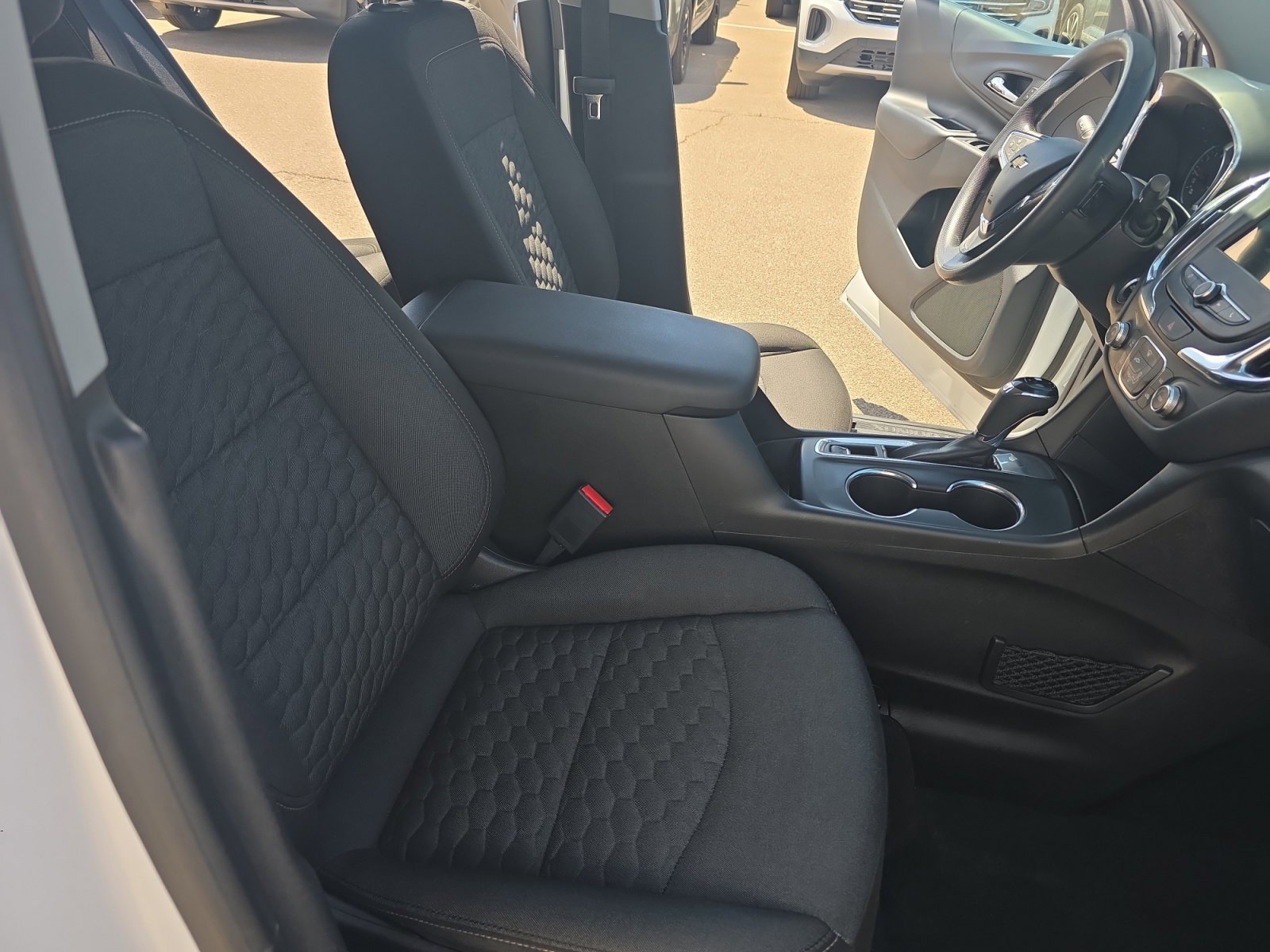 Used 2019 Chevrolet Equinox LT FWD image 19