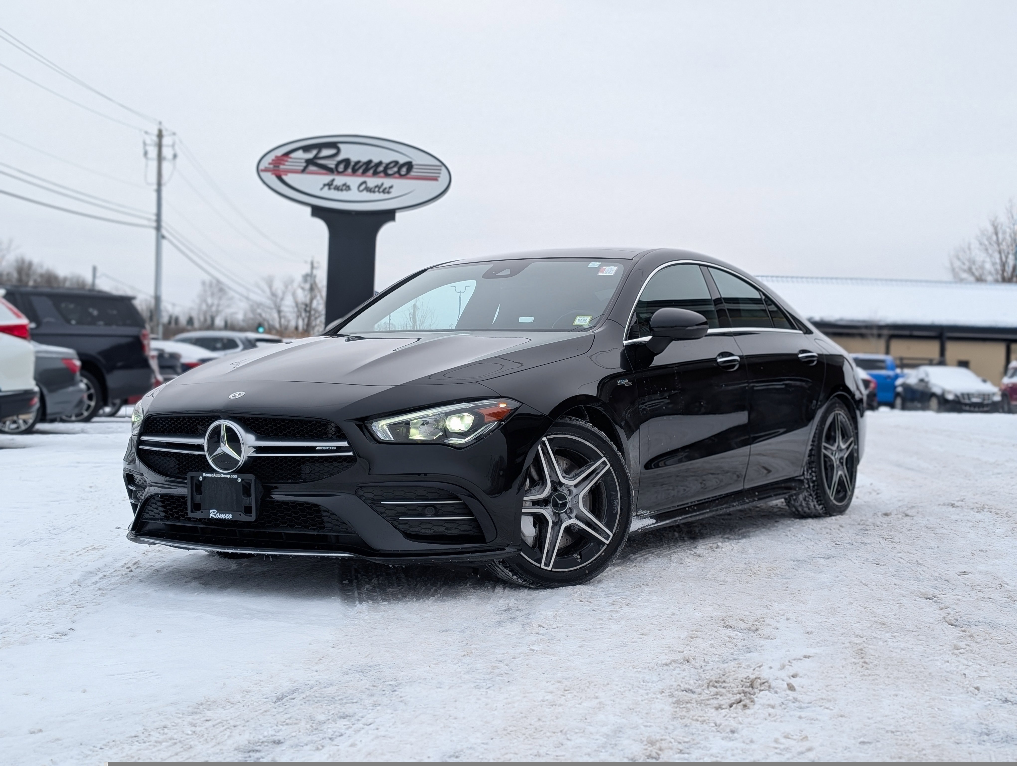 Used 2022 Mercedes-Benz CLA 35 AMG 4MATIC image 1