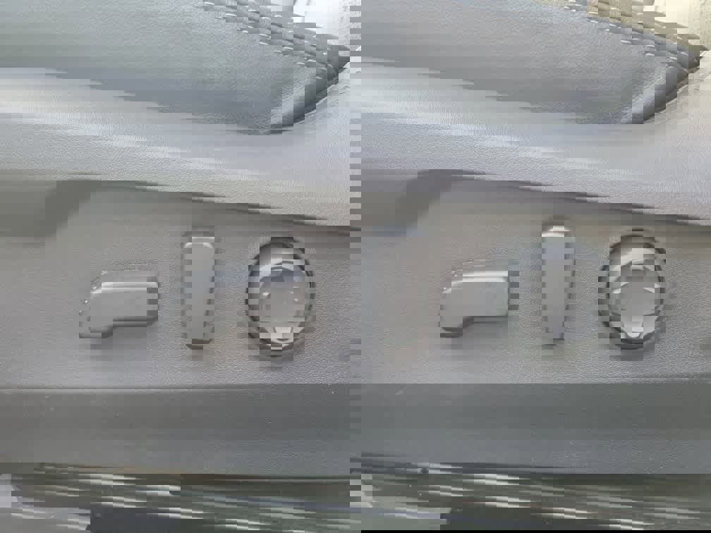 Certified 2023 Subaru Outback Limited image 29