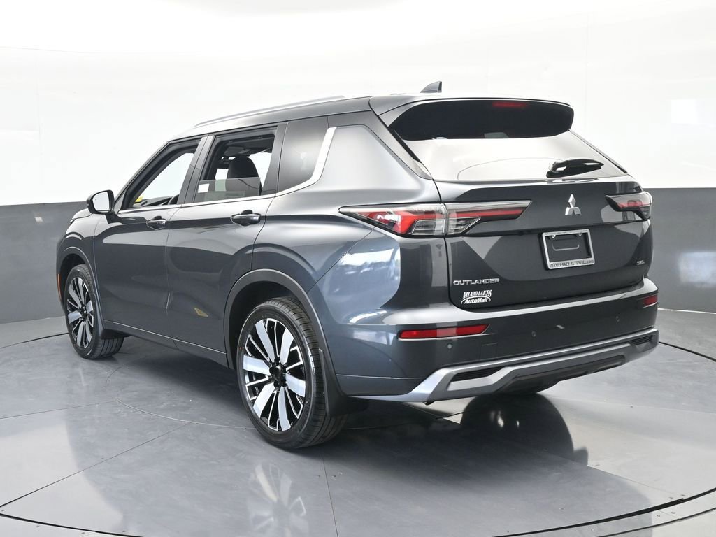 New 2026 Mitsubishi Outlander SEL FWD image 4