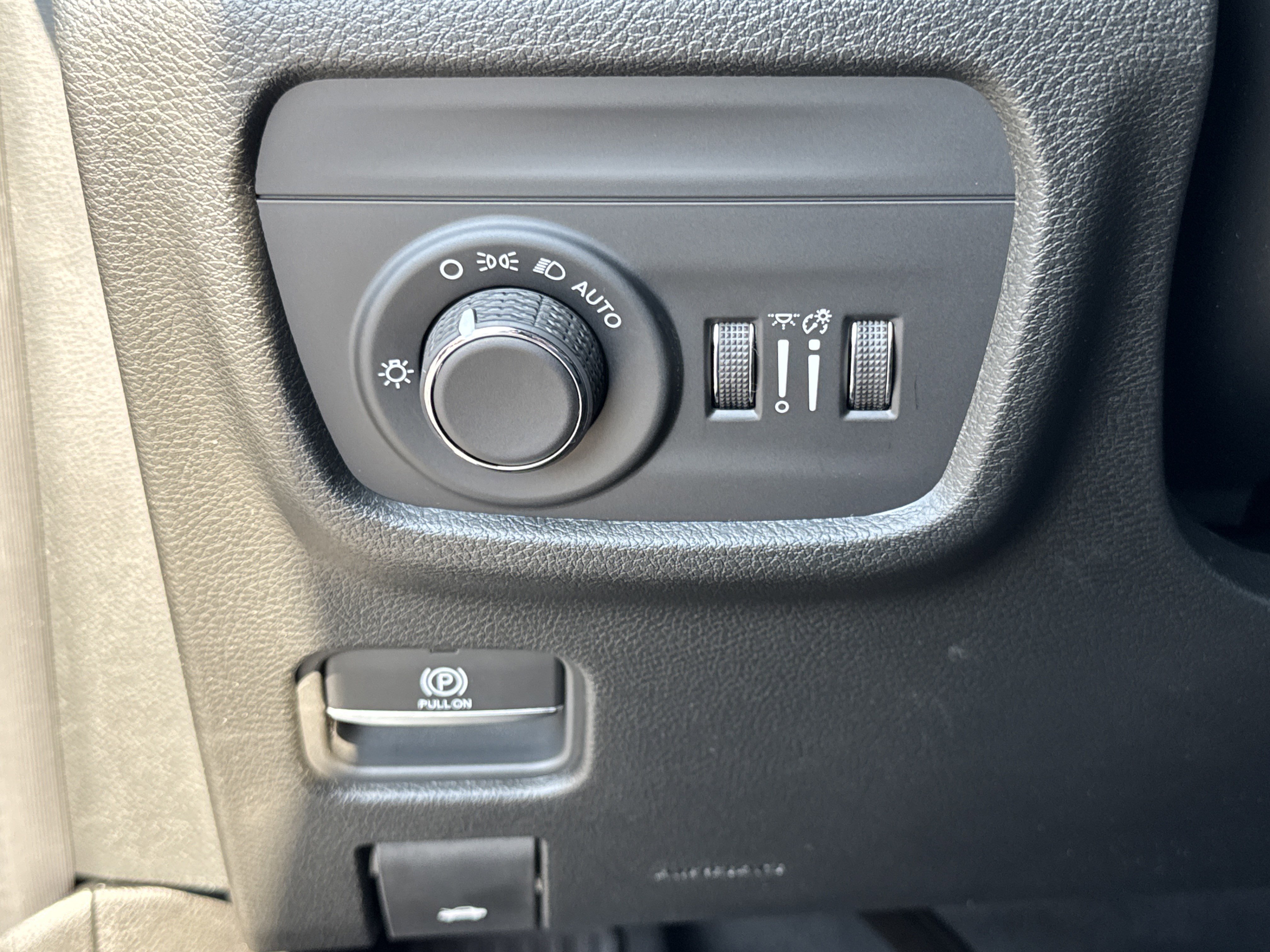New 2026 Jeep Grand Cherokee Laredo X image 38