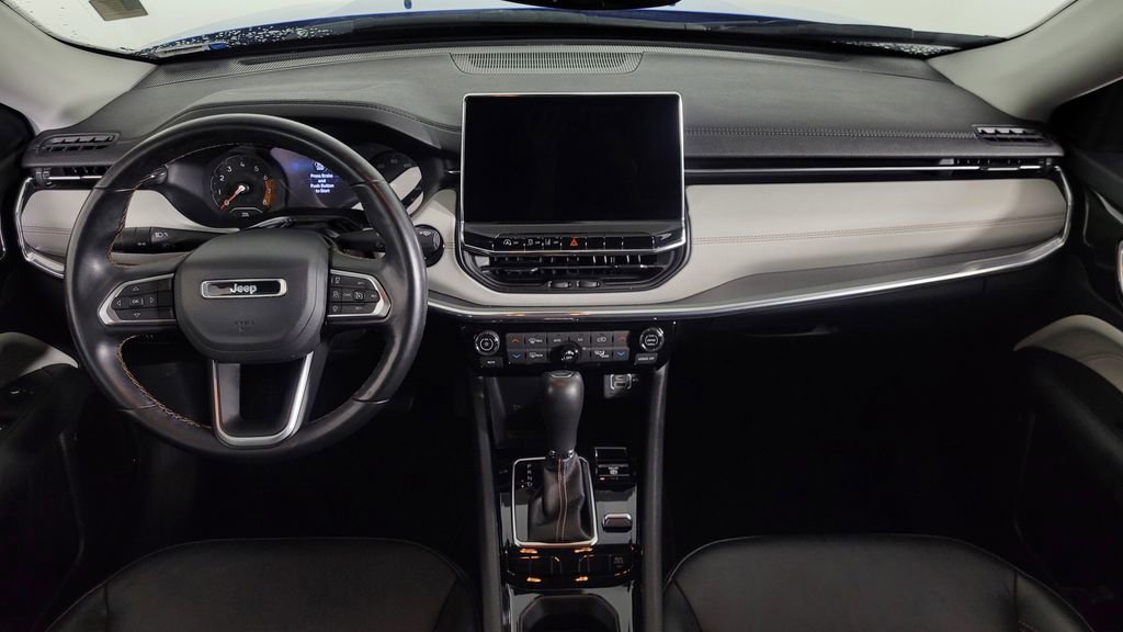 Used 2022 Jeep Compass Limited image 39