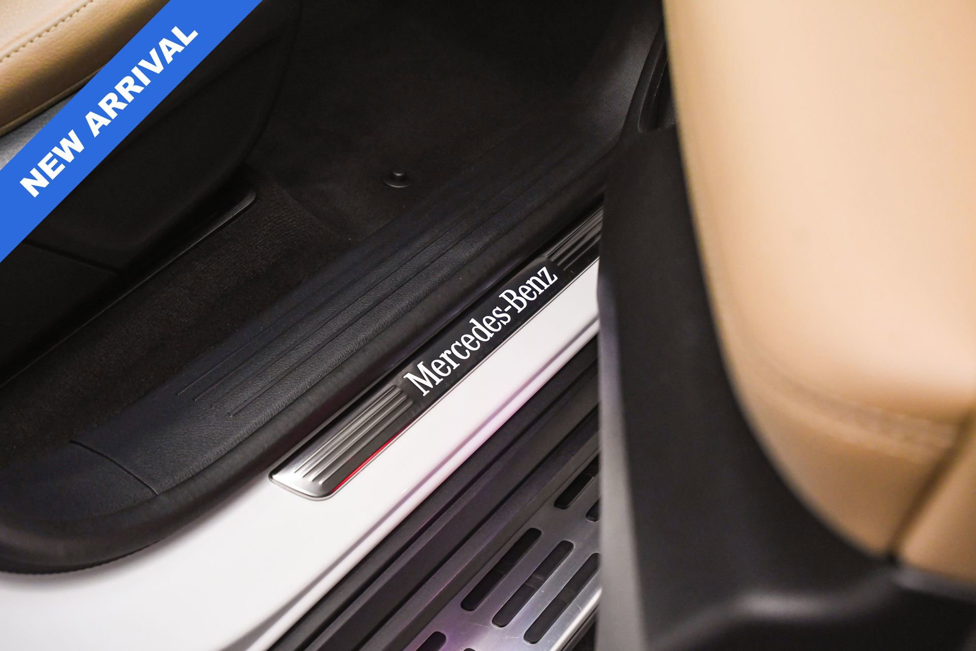 Used 2025 Mercedes-Benz GLS 450 4MATIC image 49