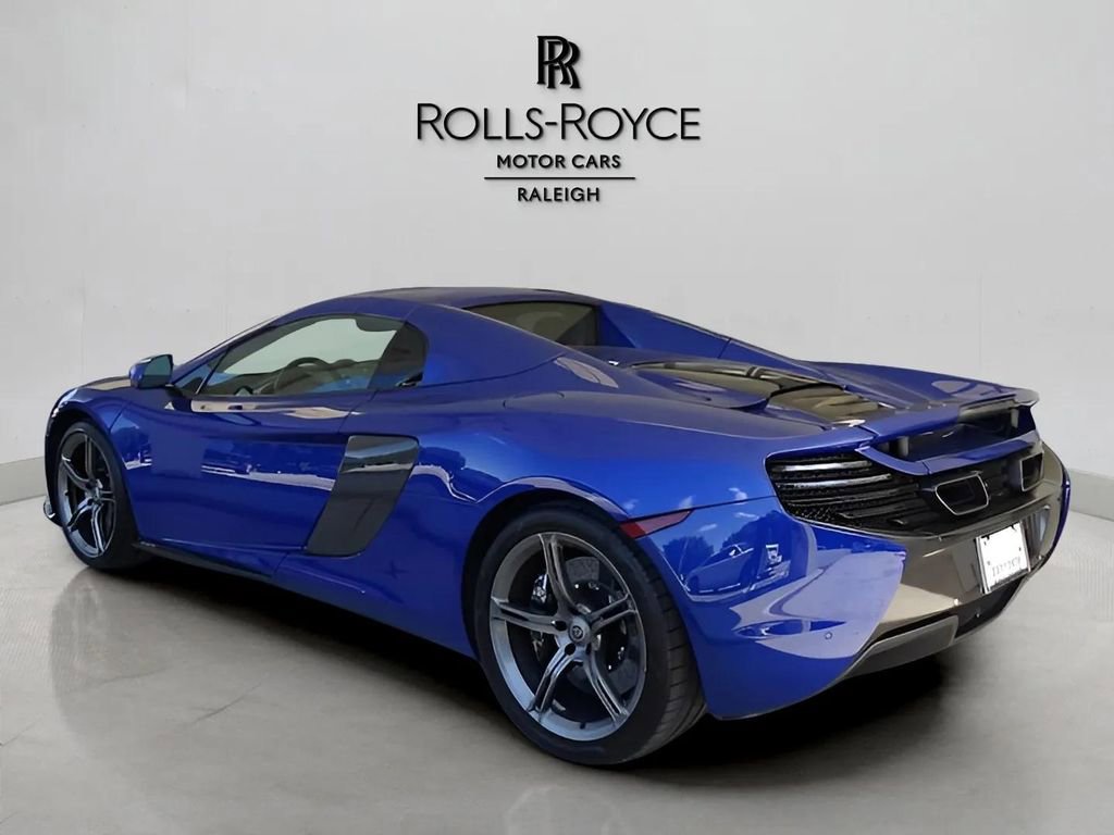 Used 2015 McLaren 650S Spider image 9