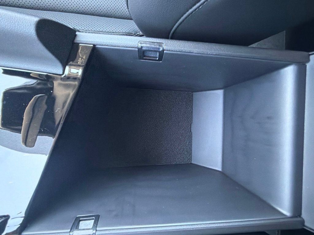 New 2026 Hyundai Elantra Limited FWD image 28