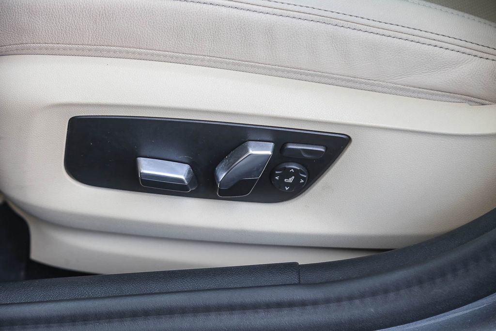 Certified 2023 BMW 530i w/ Convenience Package RWD image 18