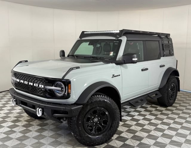 Used 2023 Ford Bronco Wildtrak AWD/4WD image 3