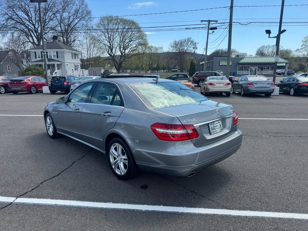 Used 2010 Mercedes-Benz E 350 4MATIC Sedan image 7