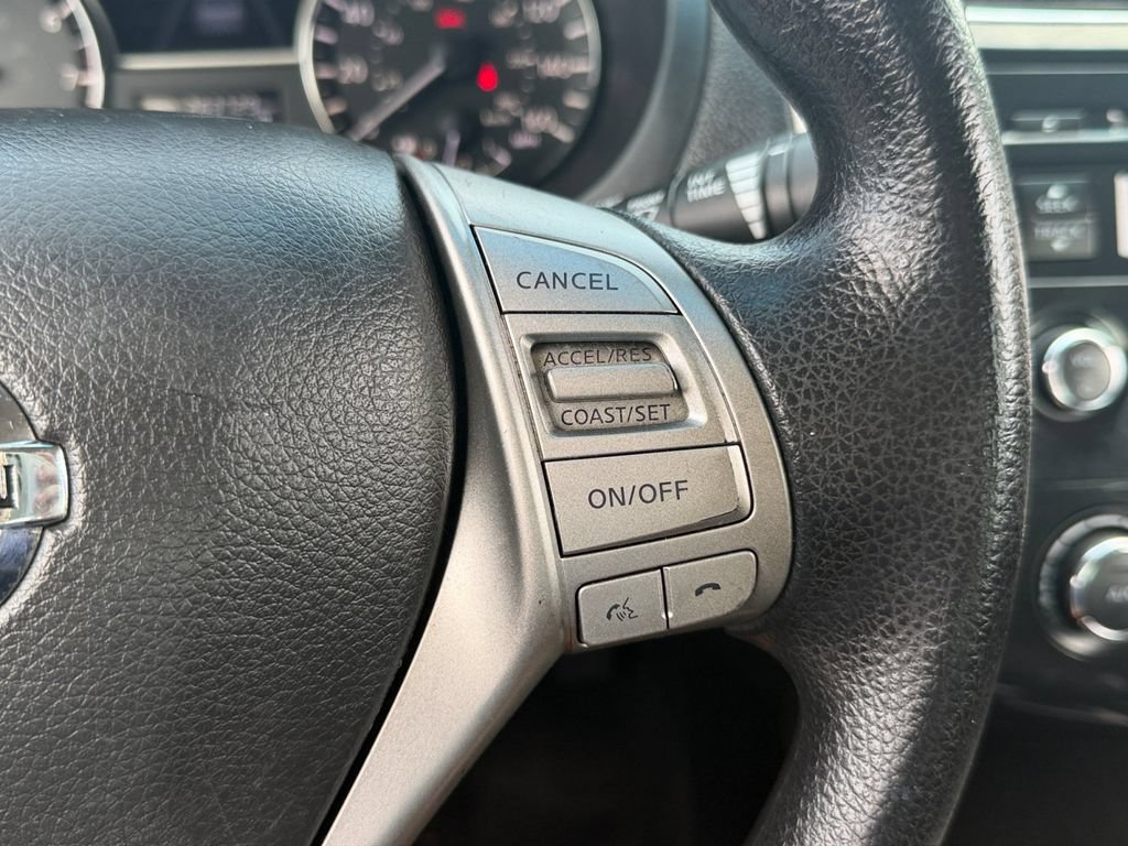 Used 2013 Nissan Altima 2.5 S FWD image 20