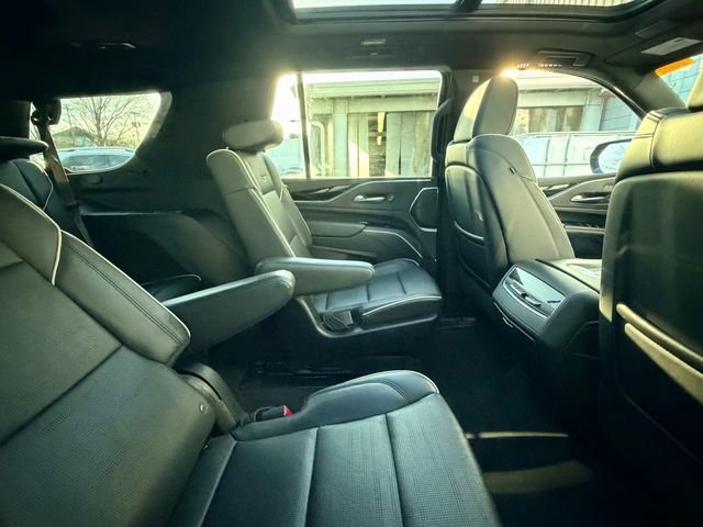Used 2024 Cadillac Escalade Sport image 7