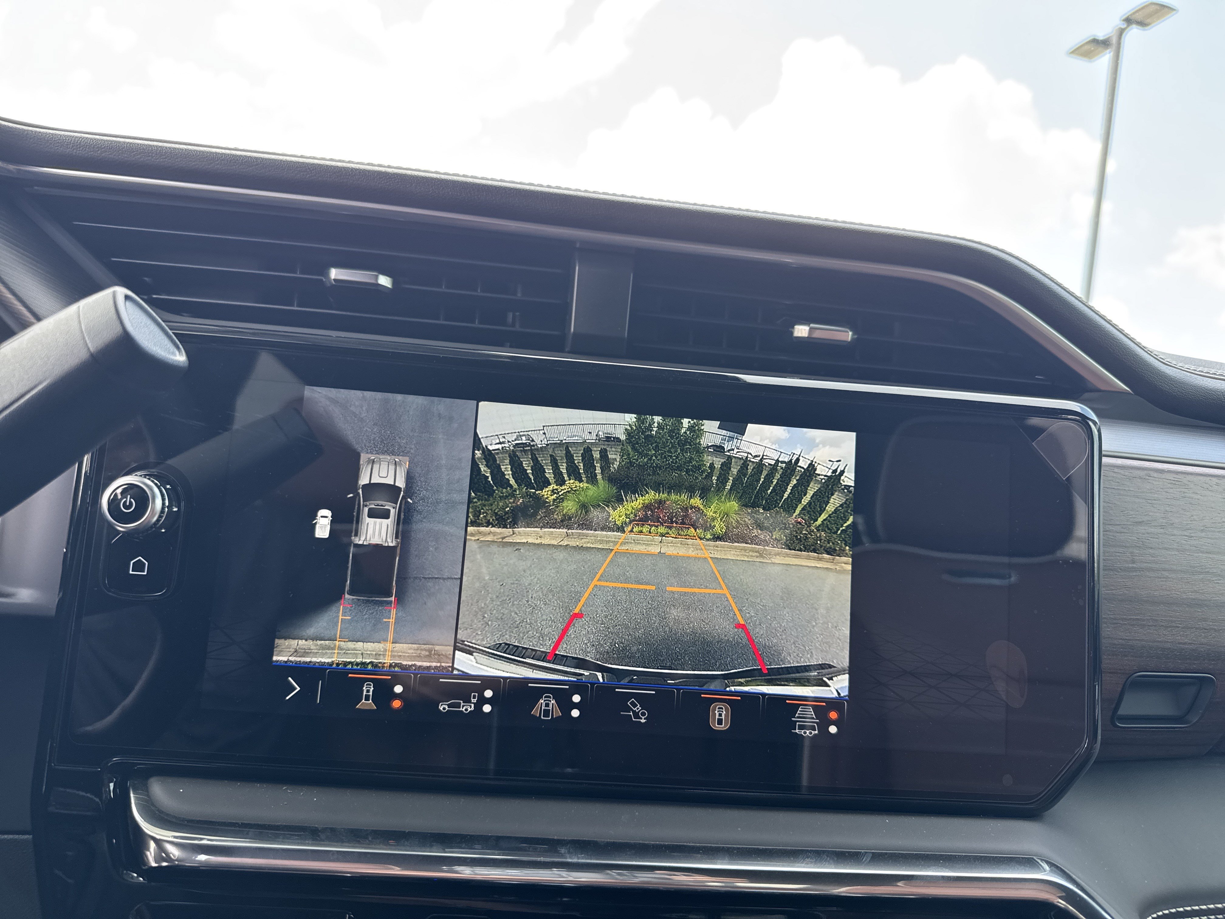 New 2026 GMC Sierra 2500 Denali Ultimate AWD/4WD image 26