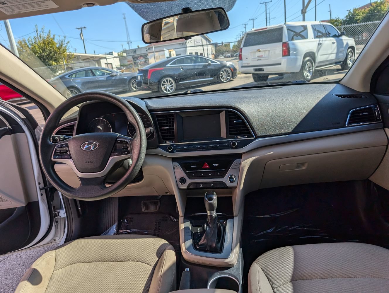 Used 2017 Hyundai Elantra SE FWD image 14