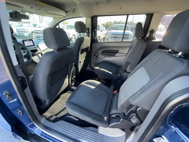 Used 2020 Ford Transit Connect XLT image 17