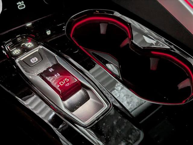 Certified 2025 Audi Q5 Premium w/ Convenience Package image 3