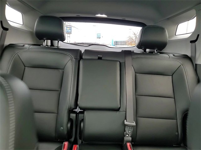 Used 2022 GMC Terrain SLT w/ LPO, Floor Liner Package image 21