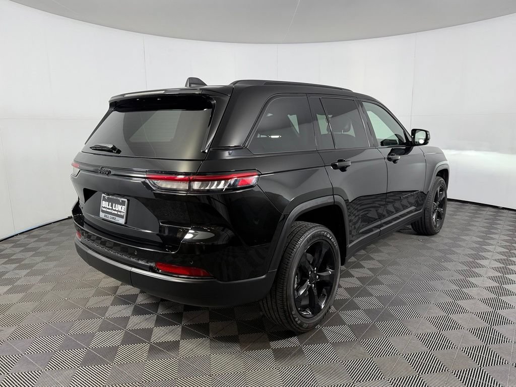 Certified 2023 Jeep Grand Cherokee Altitude AWD/4WD image 7