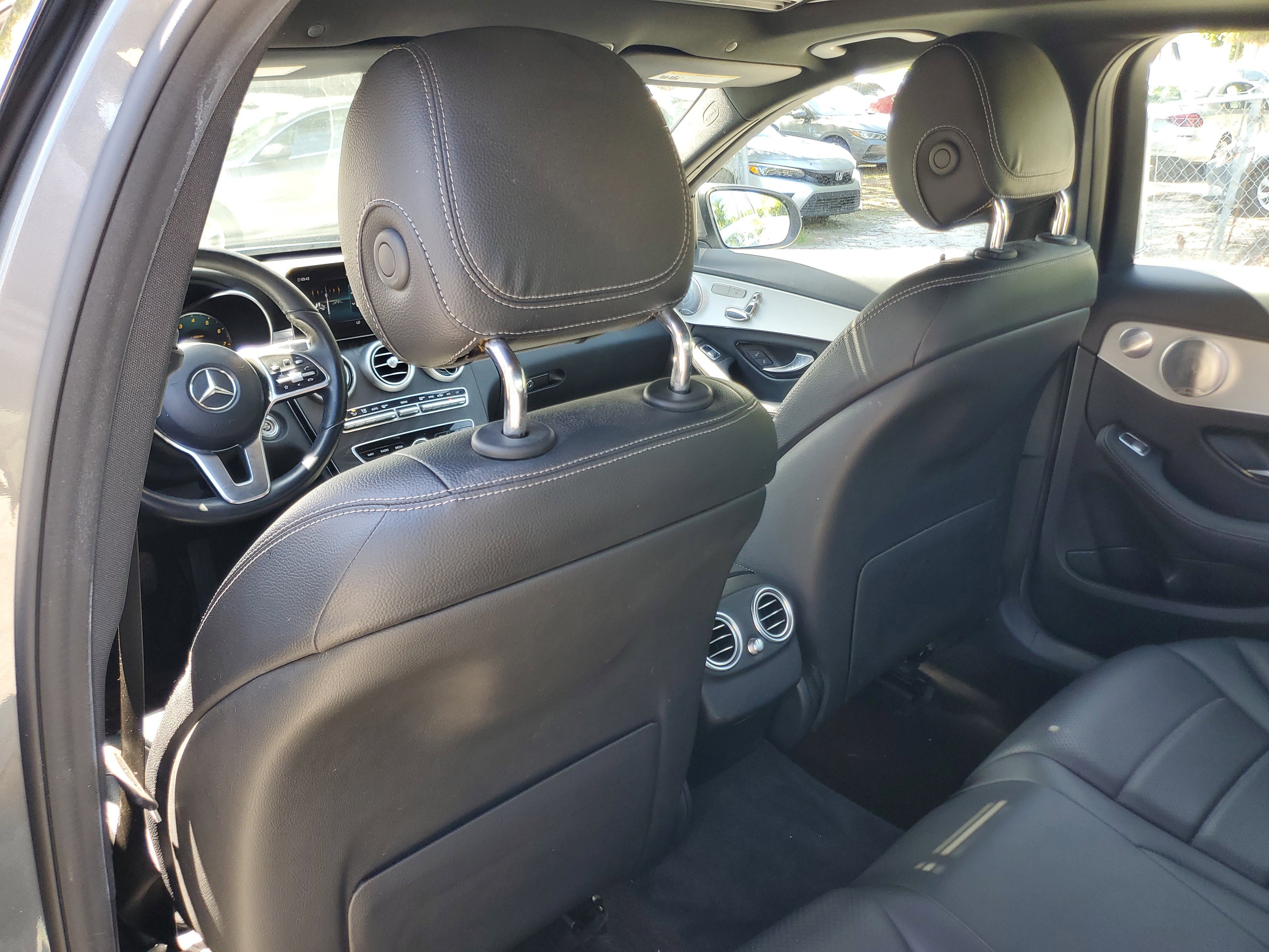 Used 2021 Mercedes-Benz C 300 Sedan w/ Premium Package image 11