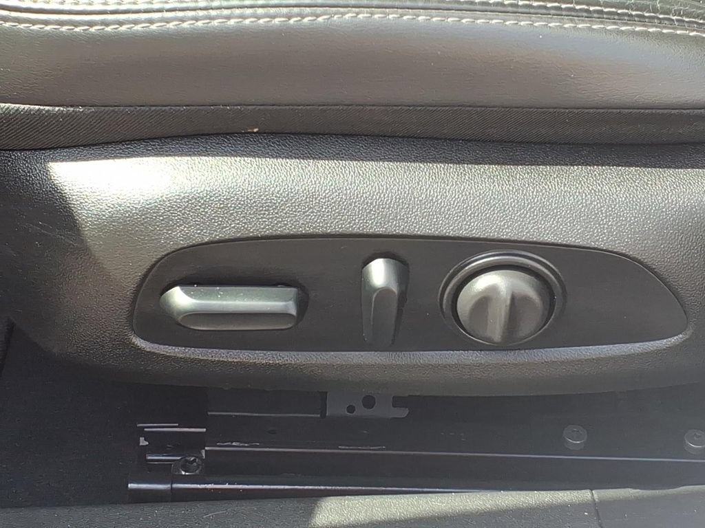 Certified 2018 Buick LaCrosse Essence w/ Sights and Sounds Package FWD image 12