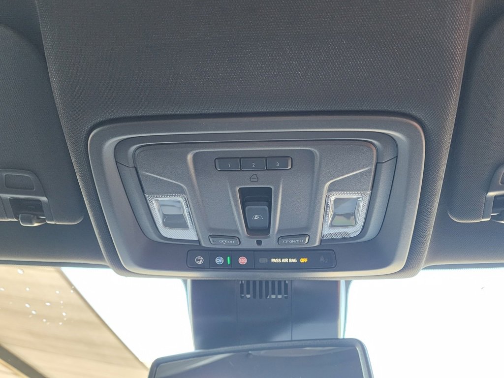 New 2026 GMC Sierra 1500 SLT w/ SLT Premium Plus Package image 35