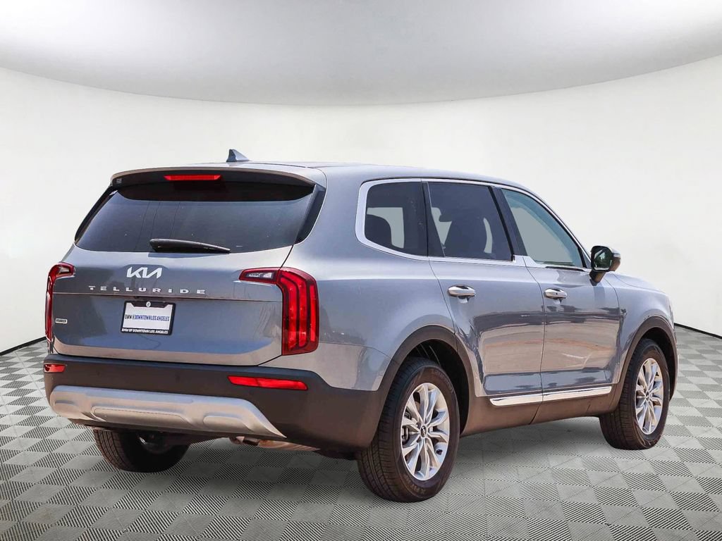 Used 2022 Kia Telluride LX AWD/4WD image 4
