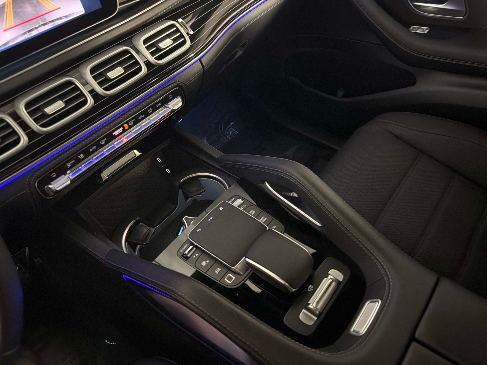 Used 2025 Mercedes-Benz GLS 580 4MATIC image 45