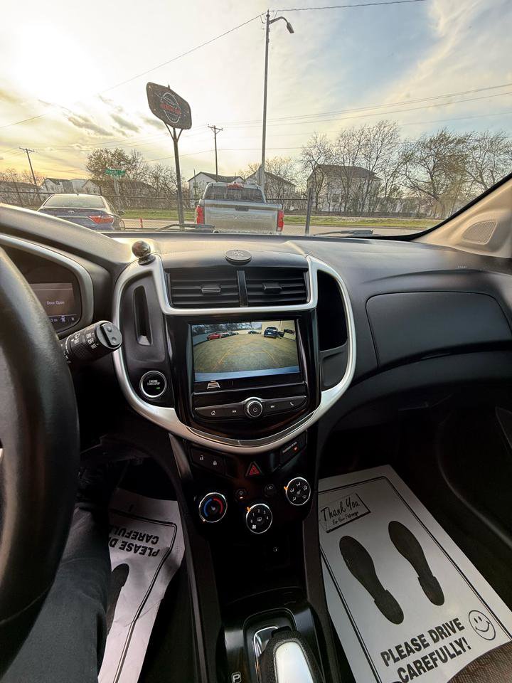 Used 2019 Chevrolet Sonic LT w/ Convenience Package image 10