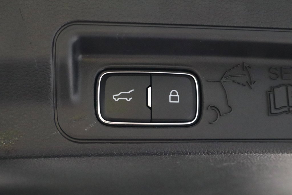 Certified 2025 Ford Explorer ST-Line w/ ST-Line Street Pack image 20