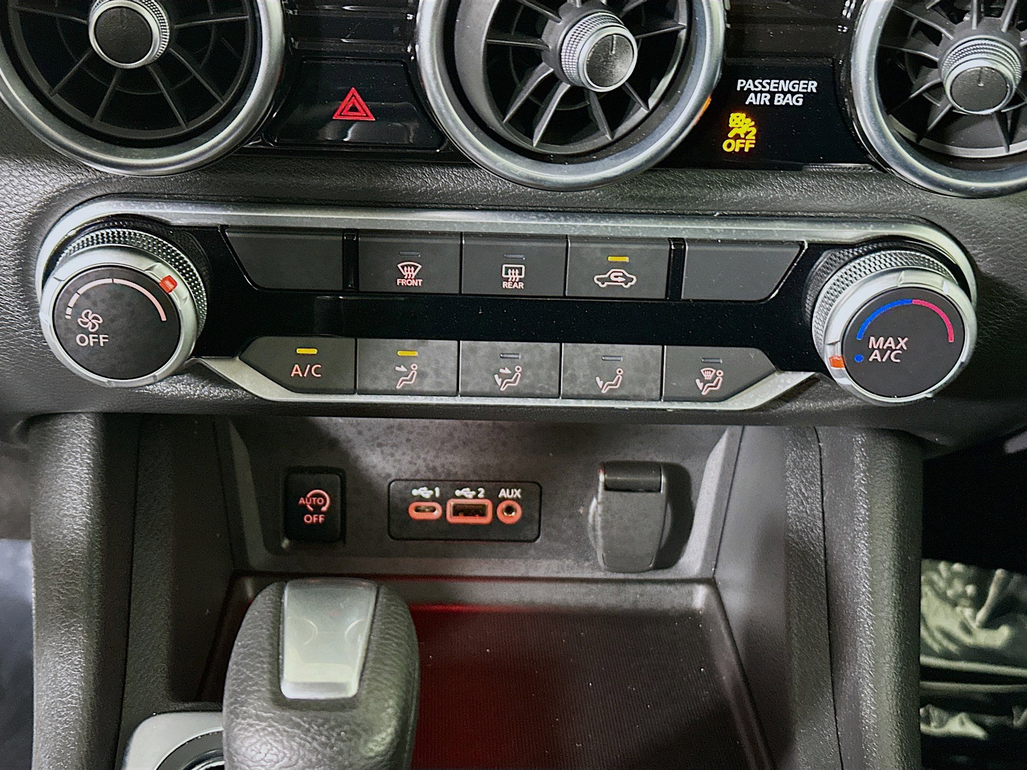 Used 2024 Nissan Sentra SV image 23