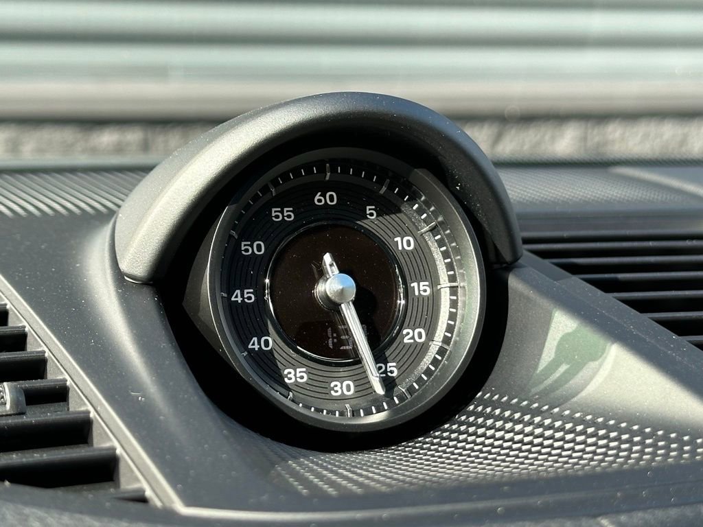 Used 2025 Porsche Panamera 4 image 26