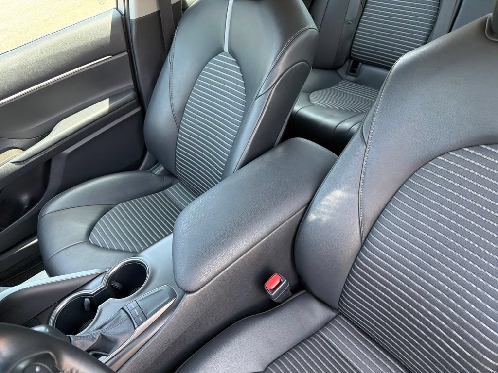 Used 2023 Toyota Camry SE FWD image 20