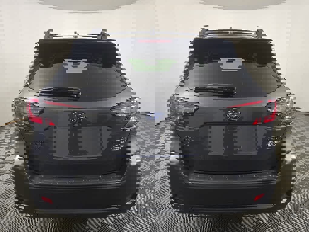 Used 2025 Subaru Outback Onyx Edition image 17