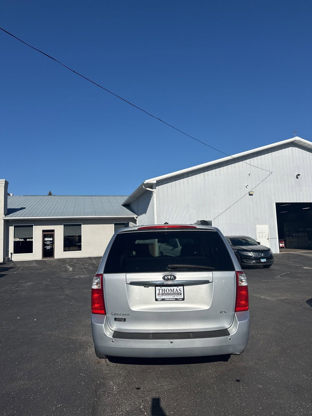 Used 2010 Kia Sedona EX w/ Luxury Pkg image 4