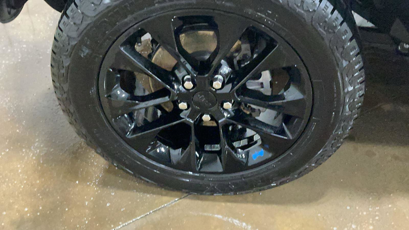 Used 2022 Jeep Wrangler Unlimited Sahara w/ Cold Weather Group image 8