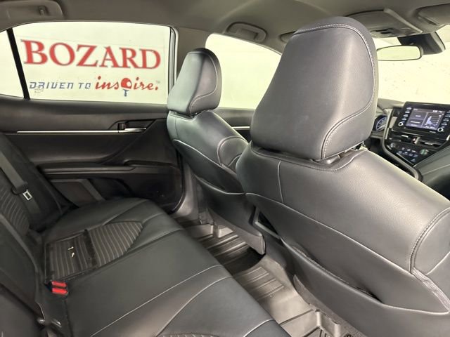 Used 2021 Toyota Camry SE image 19