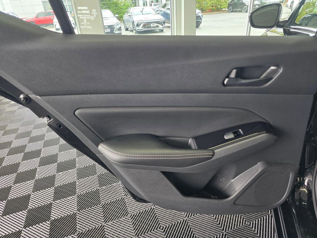 Used 2023 Nissan Altima 2.5 SV FWD image 35