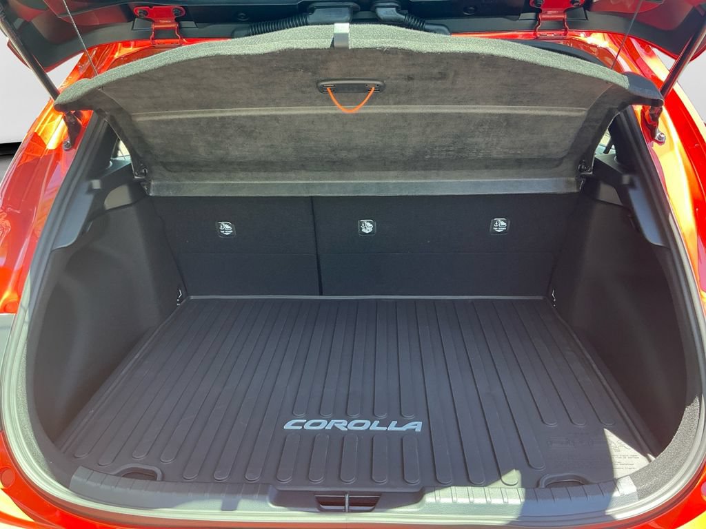 New 2026 Toyota Corolla SE FWD image 17