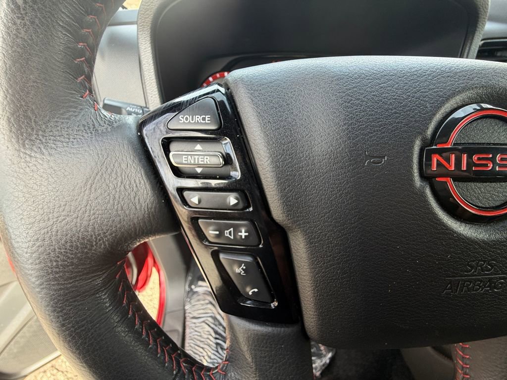 Used 2024 Nissan Frontier PRO-4X w/ Pro Convenience Package image 23