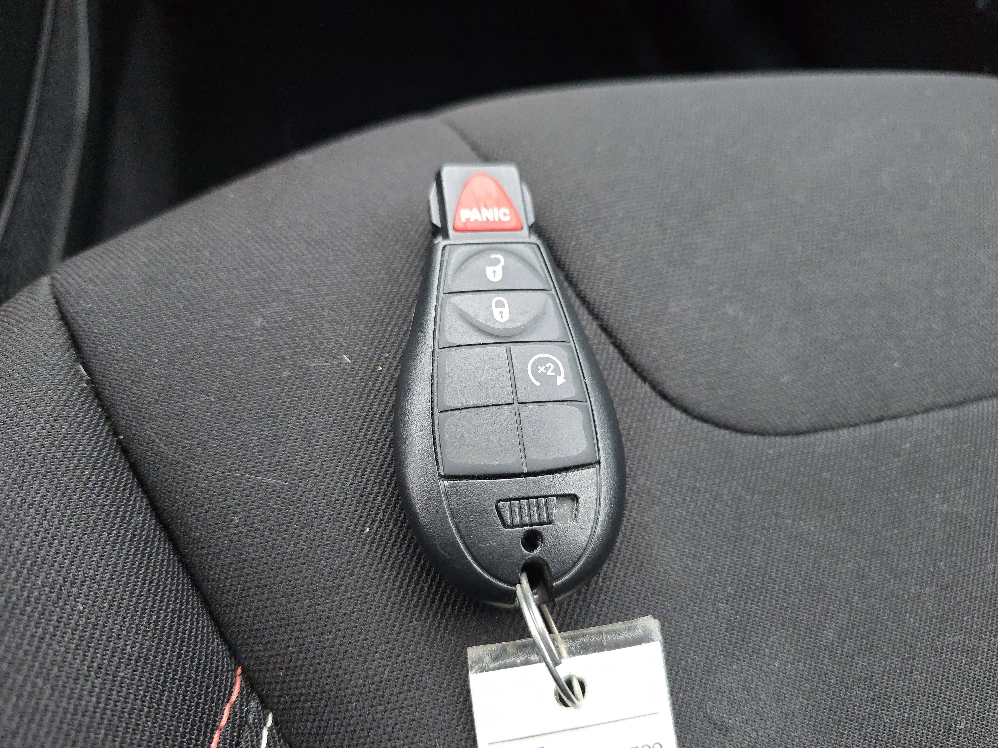 Used 2016 Jeep Cherokee 75th Anniversary image 27