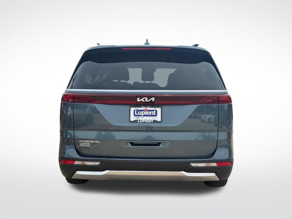 Used 2024 Kia Carnival SX FWD image 4