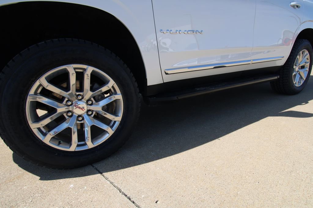 Used 2021 GMC Yukon SLT w/ SLT Luxury Plus Package image 11