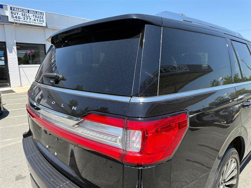 Used 2020 Lincoln Navigator Reserve w/ Luxury Package RWD image 26